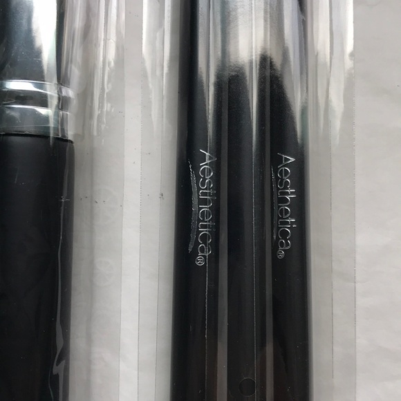 Aesthetica Face & eye makeup brushes - Picture 3 of 4